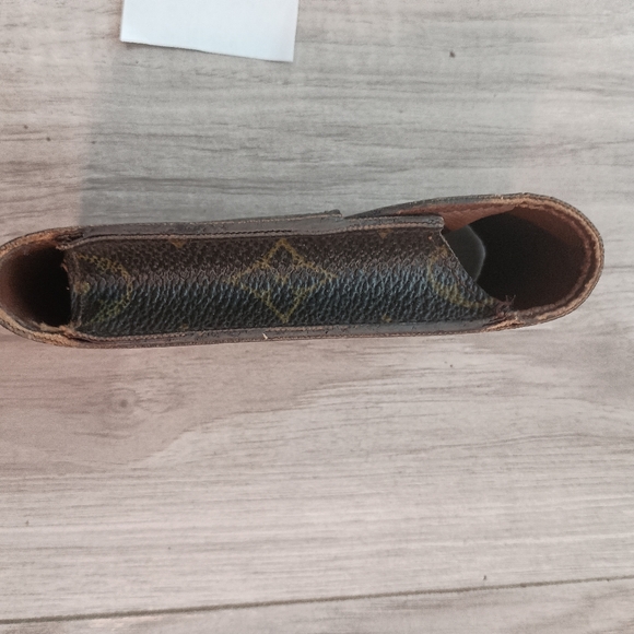 LOUIS VUITTON Etui Cigarette Case Monogram Accessory - Picture 2 of 10